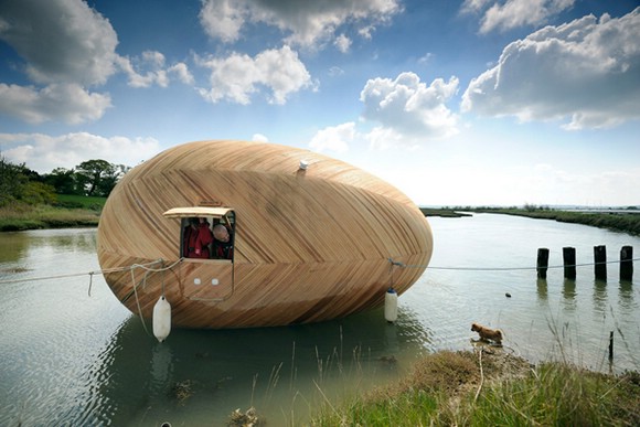 Exbury Egg - рабочее пространство на воде