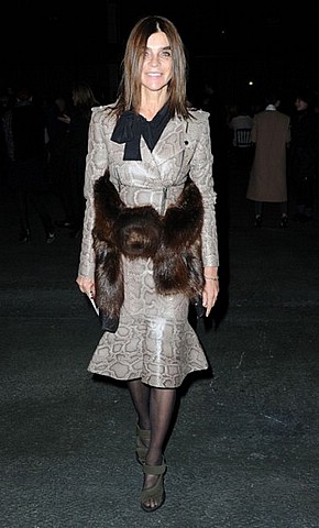 В моде блузы с бантами