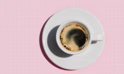Как влияет кофе на менструальный цикл: факты и советы